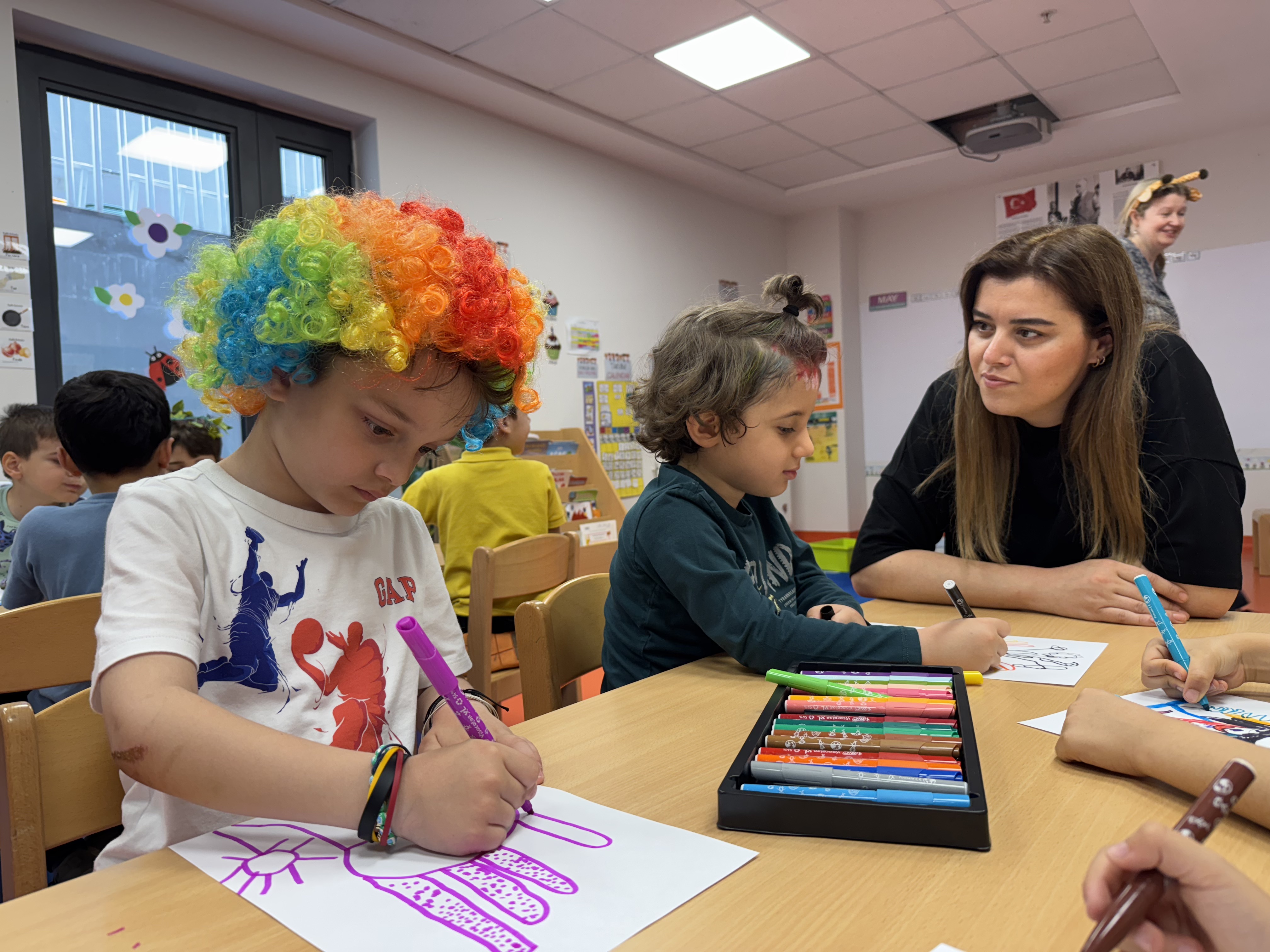 ide Anaokulunda Çılgın Saç Günü