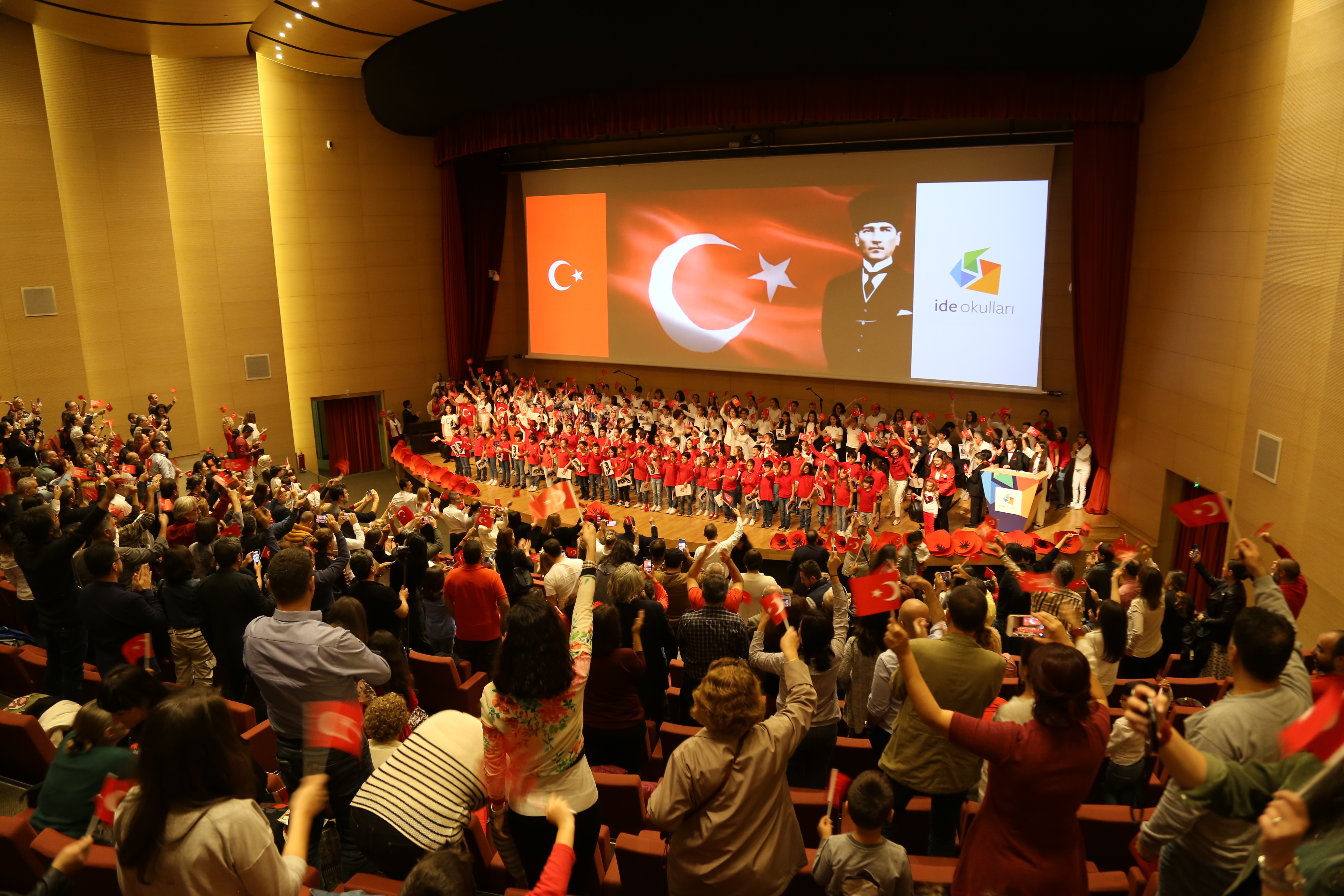 ide’liler, Cumhuriyetimizin 96. Yılını Coşkuyla Kutladı